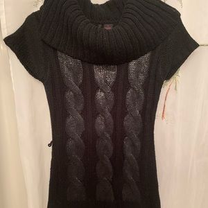 Heart-N-Crush black sweater